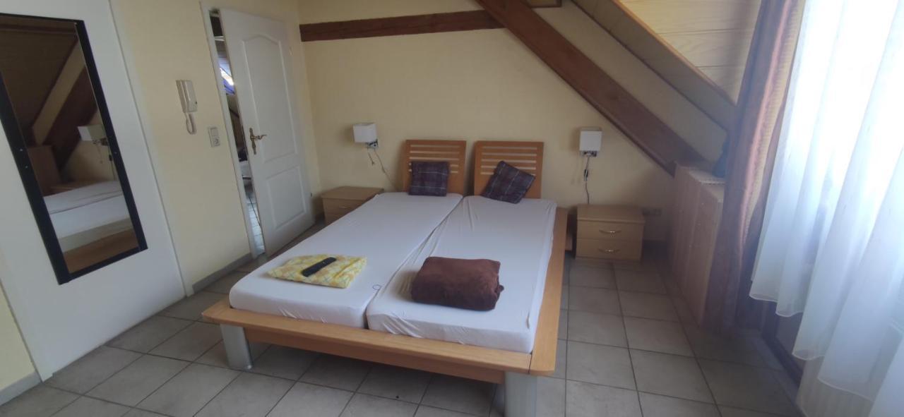 An Der Alten Romerstrasse Appartement Neumagen-Dhron Kamer foto